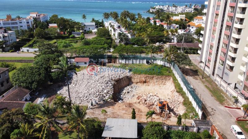 3 bedroom Apartment For Sale Near Nyali City Mall 2nd Row From The Beach Nyali Mombasa - 16
