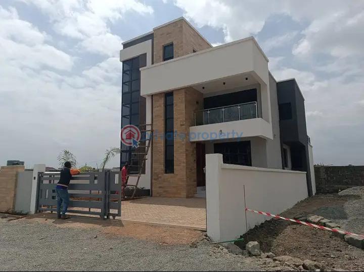4 bedroom House For Sale Eastern Byass Nairobi South  - 0