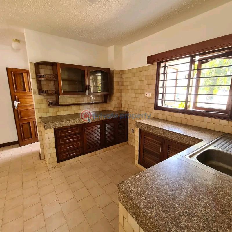 3 bedroom Apartment For Rent Behind Citymall Nyali Mombasa - 3