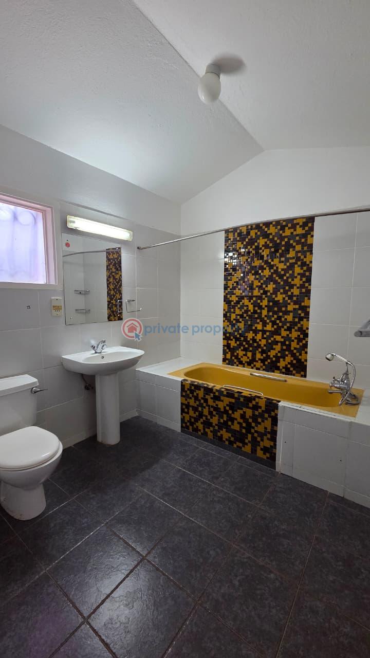 4 bedroom Townhouse For Rent Hillview Estates Spring Valley Nairobi - 25