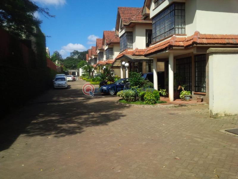 4 bedroom Land For Sale Jacarada Lavington Nairobi - 3