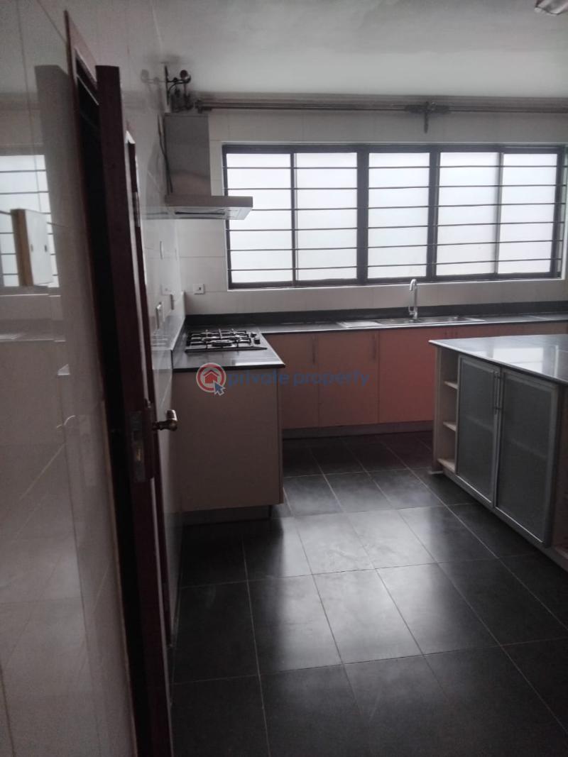 5 bedroom Townhouse For Sale Lavington Nairobi - 10