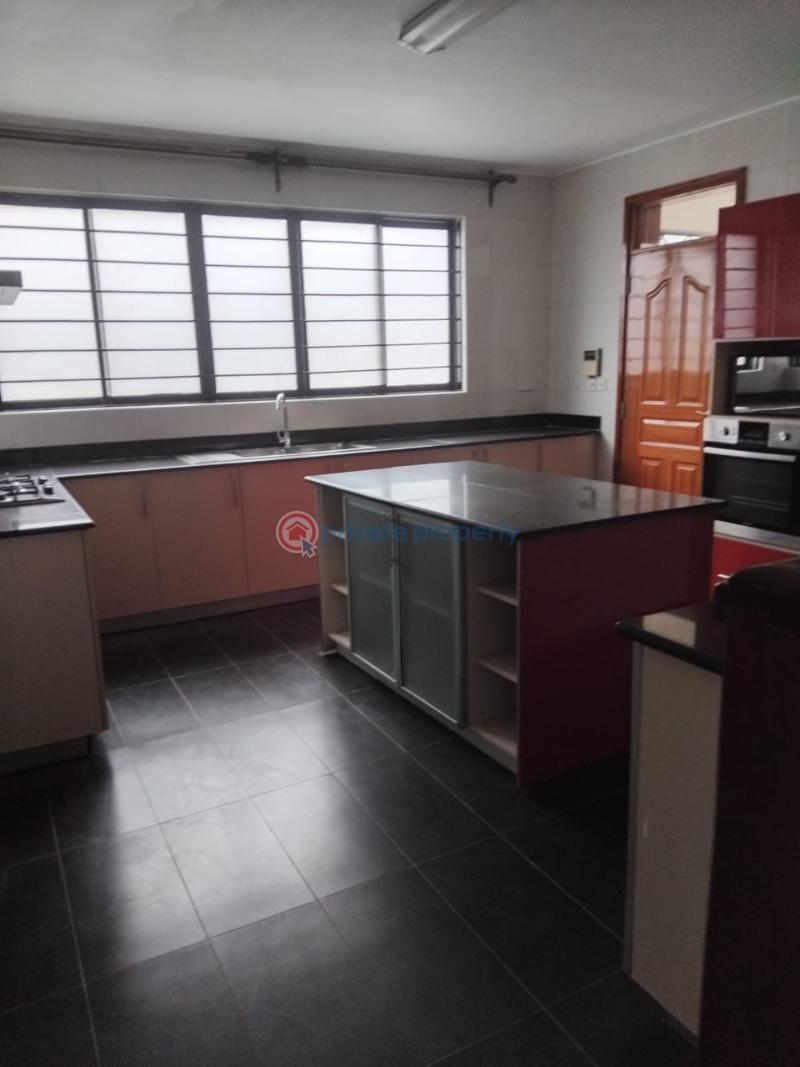 5 bedroom Townhouse For Sale Lavington Nairobi - 19