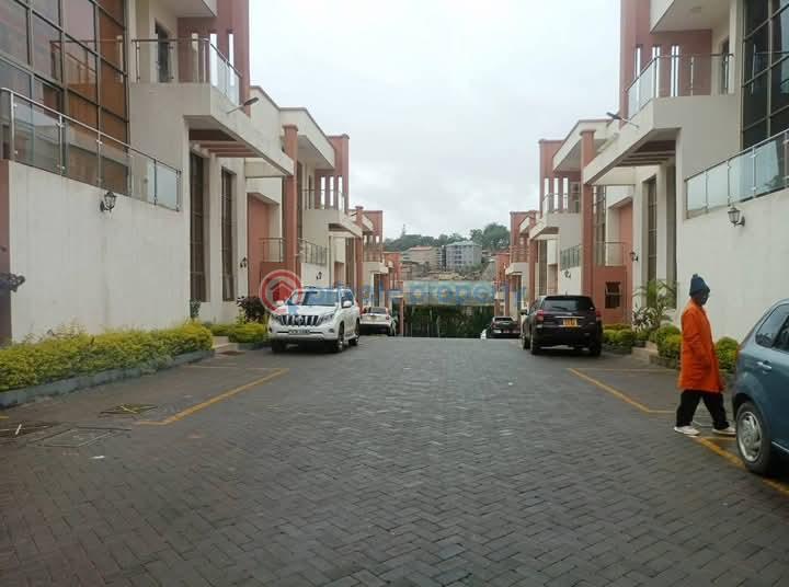 5 bedroom Townhouse For Rent Lavington Nairobi - 1