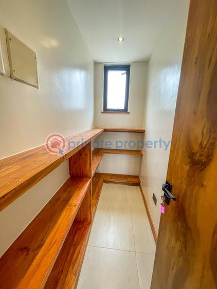 5 bedroom Apartment For Sale Westlands Road Nairobi - 1