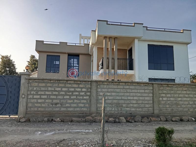 4 bedroom House For Sale 400 Meters From The Tarmac Road Ongata Rongai Kajiado - 2