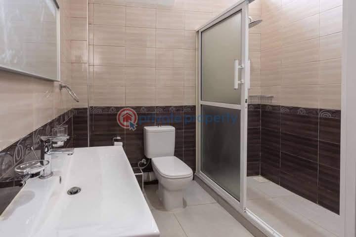 7 bedroom Townhouse For Rent Karen Nairobi - 11