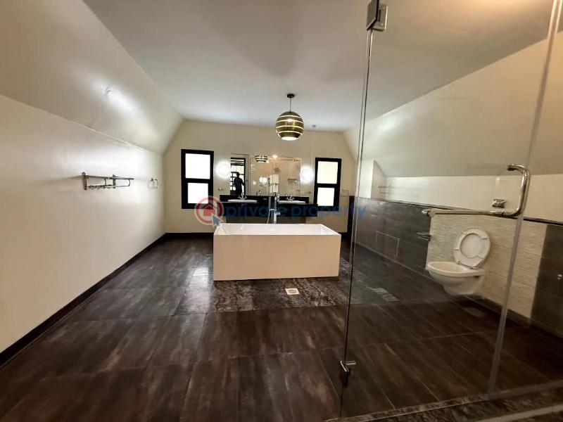 5 bedroom House For Sale Nairobi Karen  - 9