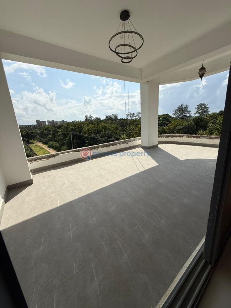 3 bedroom Apartment For Sale Baobab Road 2nd Row From The Beach Nyali Mombasa - 0