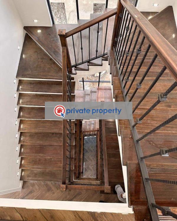 5 bedroom Townhouse For Sale Lavington Nairobi - 2