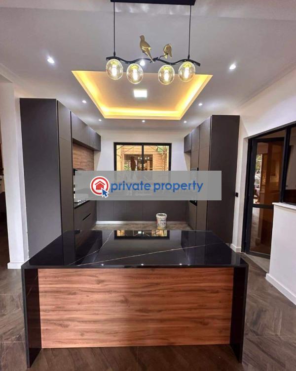 5 bedroom Townhouse For Sale Lavington Nairobi - 1