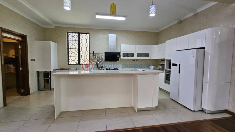 5 bedroom House For Sale Nairobi Gigiri. Un Avenue Westlands Nairobi - 5