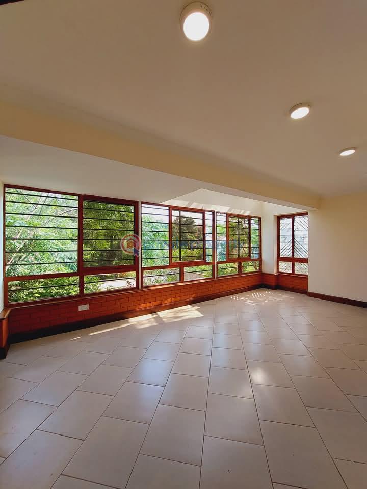 5 bedroom Townhouse For Rent Spring Valley Nairobi - 17