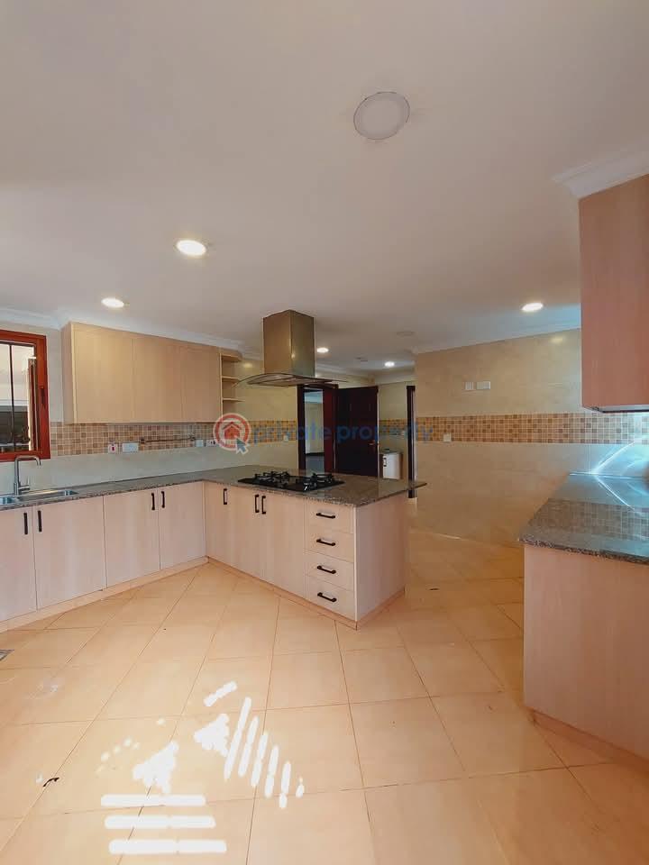 5 bedroom Townhouse For Rent Spring Valley Nairobi - 27