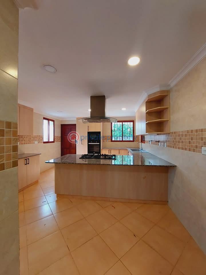 5 bedroom Townhouse For Rent Spring Valley Nairobi - 21