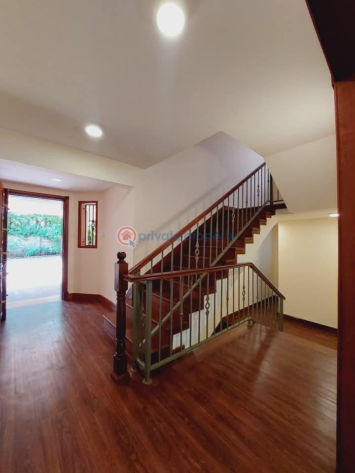 5 bedroom Townhouse For Rent Spring Valley Nairobi - 15