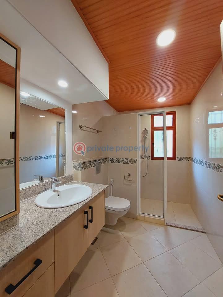 5 bedroom Townhouse For Rent Spring Valley Nairobi - 18