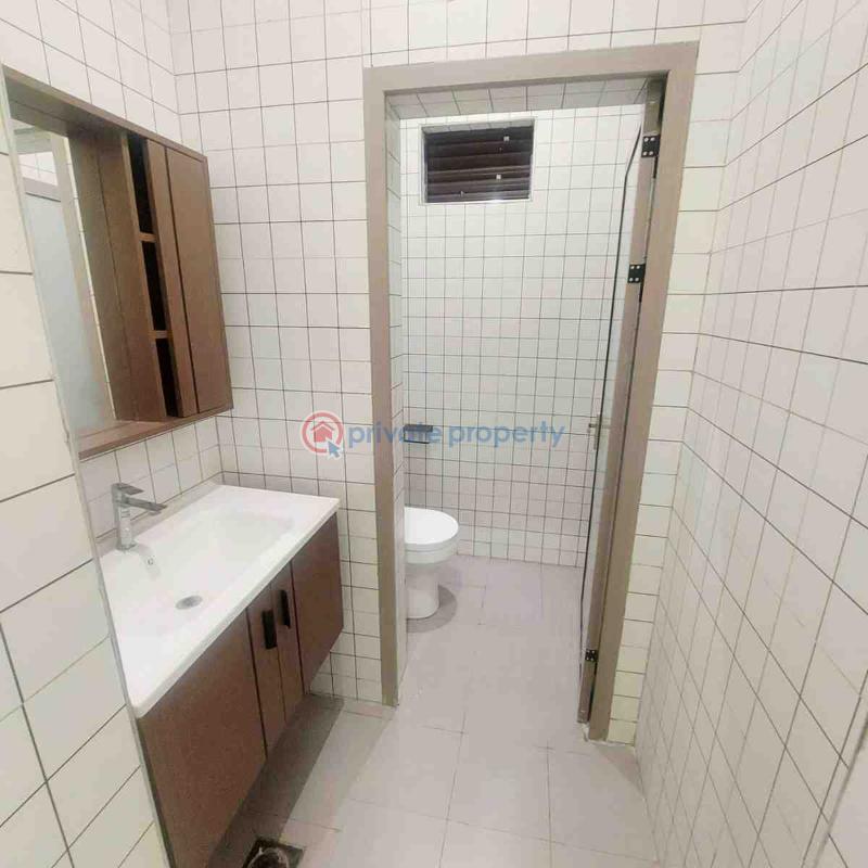 4 bedroom Apartment For Sale Near Kileleshwa Police Station. Nairobi - 10