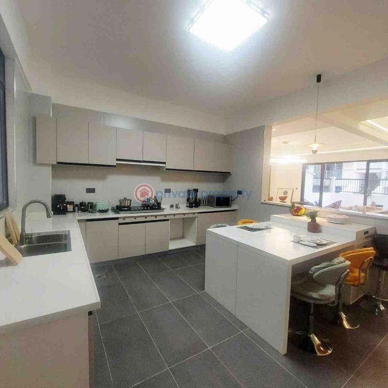 4 bedroom Apartment For Sale Near Kileleshwa Police Station. Nairobi - 7