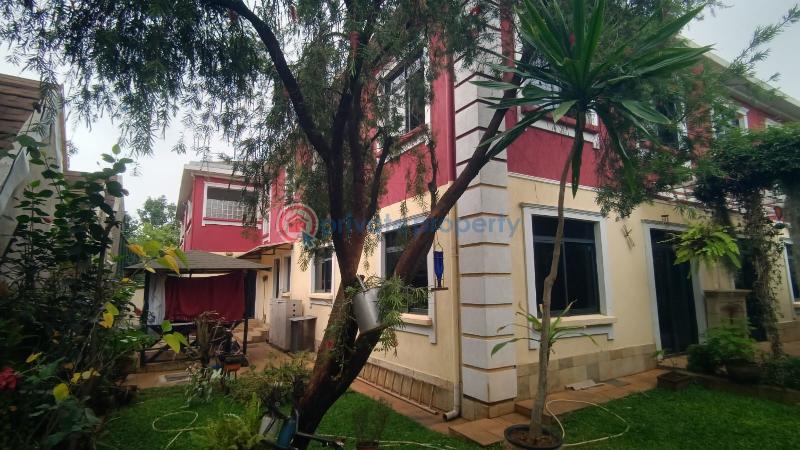 5 bedroom Townhouse For Rent Kabarserian Avenue, Lavington Lavington Nairobi - 1