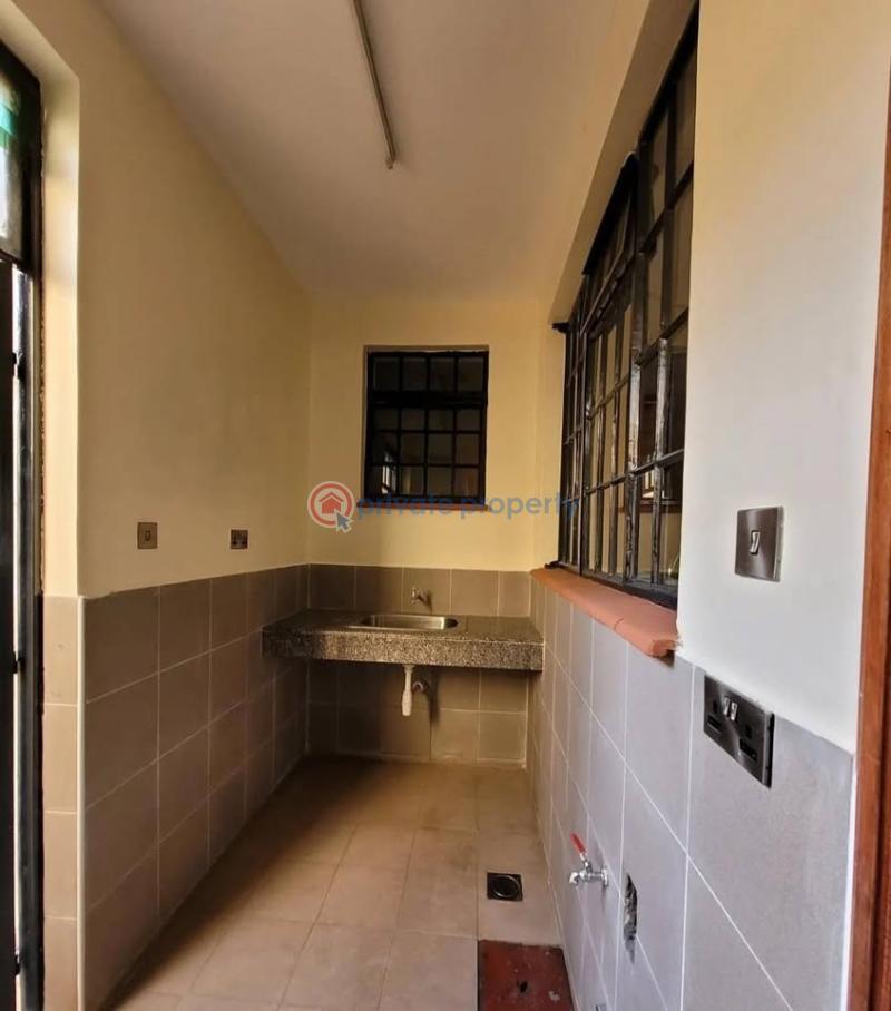 4 bedroom Townhouse For Rent Chalbi Near Lavington Green Shopping Mall. Nairobi - 4