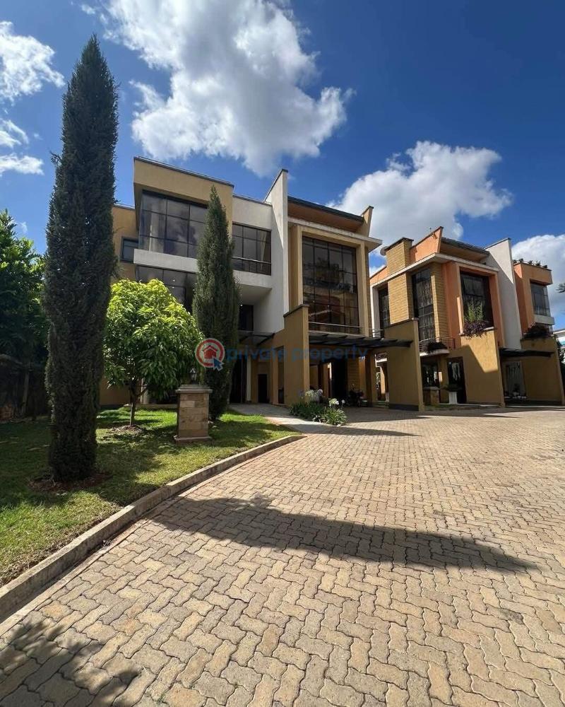 5 bedroom Townhouse For Sale Lavington Nairobi - 0