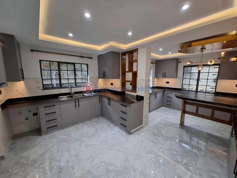 5 bedroom House For Sale Near Kileleshwa Police Station. Nairobi - 3