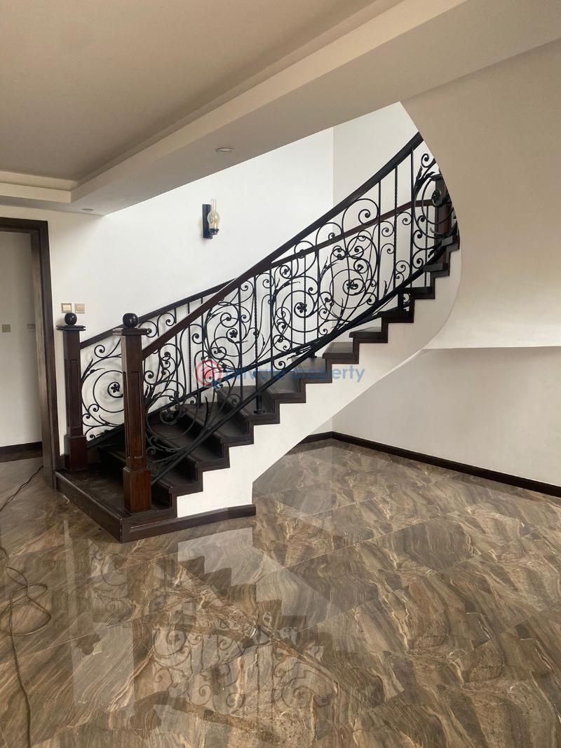 6 bedroom House For Sale Karen Nairobi - 4