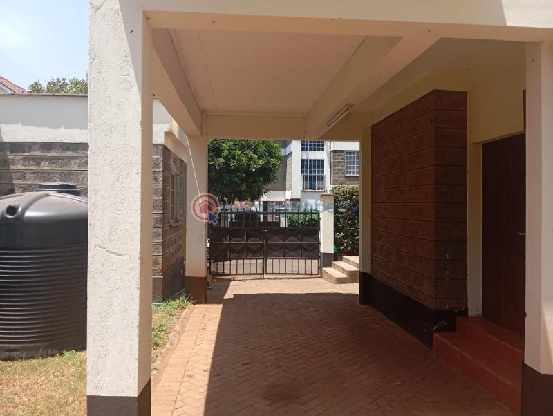 5 bedroom Townhouse For Sale Thika Road, Roysambu Roysambu Nairobi - 6