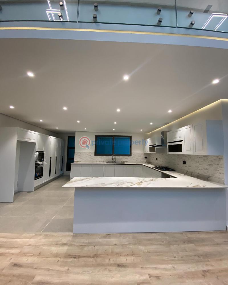 5 bedroom Townhouse For Sale Convent Drive Near Lavington Green Shopping Mall. Nairobi - 3