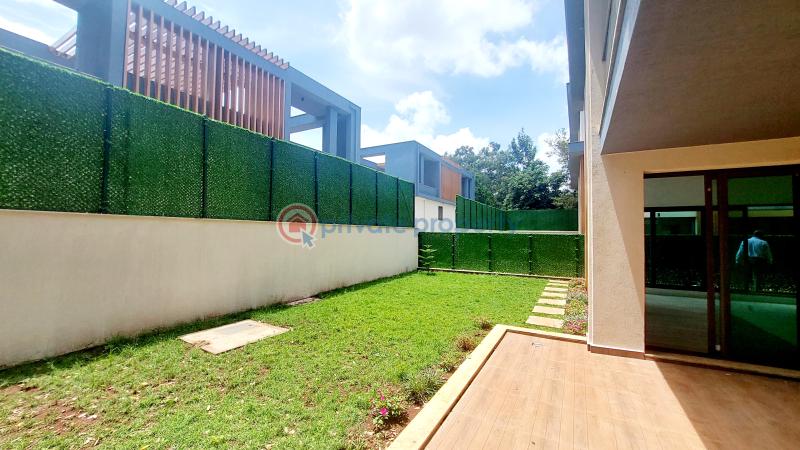 5 bedroom Townhouse For Sale Off Convent Drive Lavington Nairobi - 30