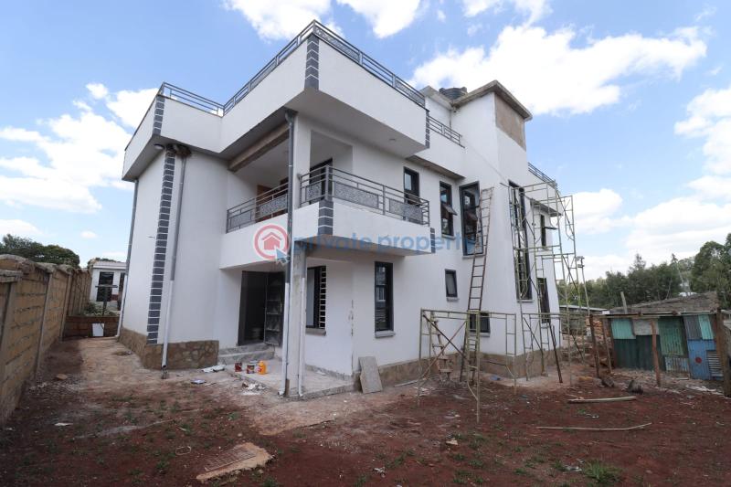4 bedroom House For Sale 200 Meters From The Tarmac Road Ngong Kajiado - 1