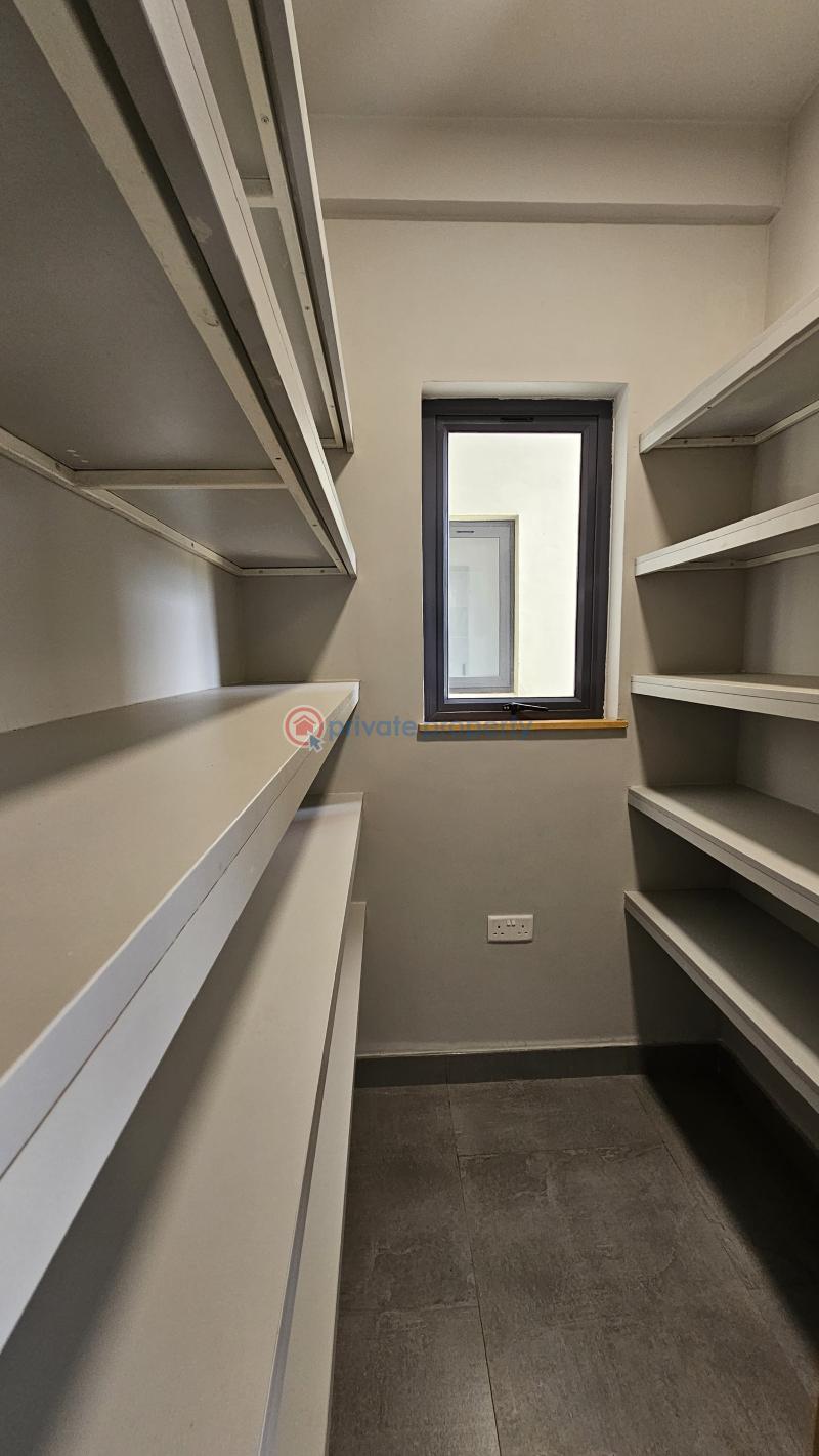4 bedroom Apartment For Sale Near Kileleshwa Police Station. Nairobi - 6