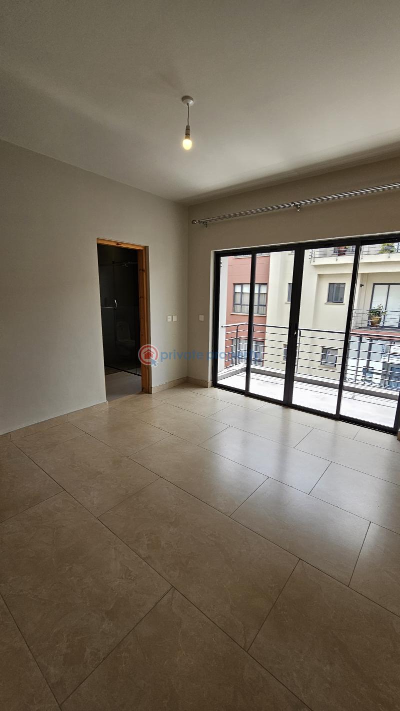 4 bedroom Apartment For Sale Near Kileleshwa Police Station. Nairobi - 12
