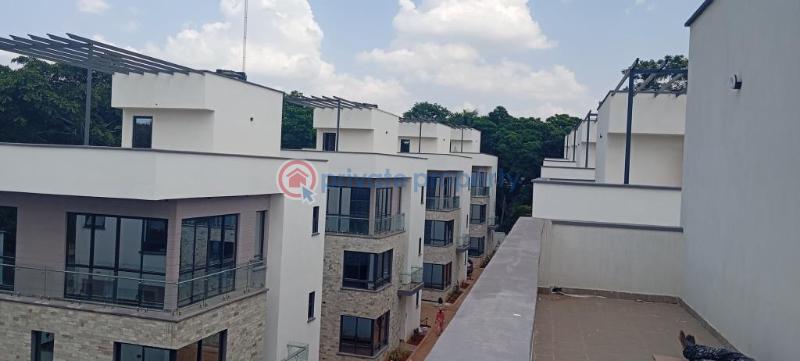 4 bedroom Townhouse For Sale Muthangari Road, Lavington Lavington Nairobi - 3