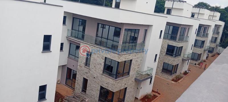 4 bedroom Townhouse For Sale Muthangari Road Lavington Nairobi - 13