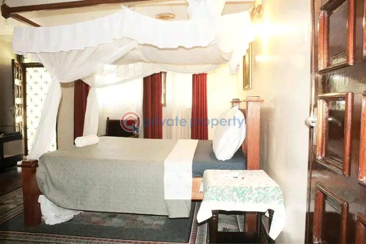 5 bedroom House Short let behind City Mall Nyali Mombasa - 12