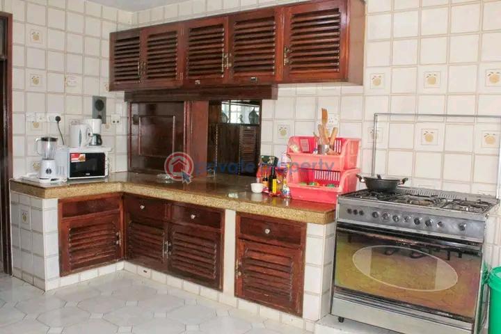 5 bedroom House Short let behind City Mall Nyali Mombasa - 14