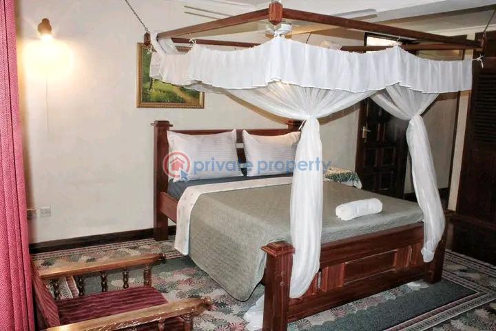 5 bedroom House Short let behind City Mall Nyali Mombasa - 13