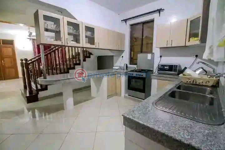 5 bedroom House Short let Shanzu Mombasa - 9