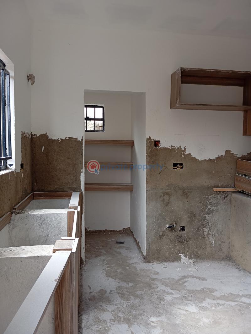3 bedroom Detached Bungalow For Sale Off Namanga Road. Kajiado Acacia Area Kitengela  - 3