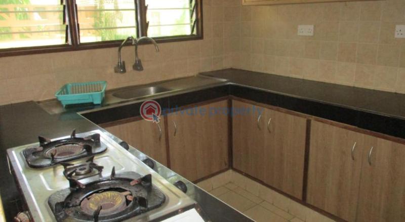 10 bedroom Hotel / Guest House For Sale Mombasa Bamburi Beach near Braeburn International School Bamburi Mombasa - 18