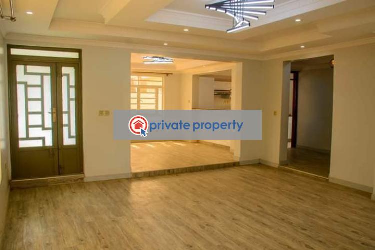 4 bedroom Townhouse For Sale crimson Bay Villas varsityville Estate