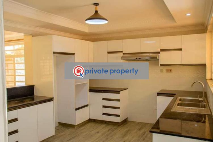 4 bedroom Townhouse For Sale crimson Bay Villas varsityville Estate