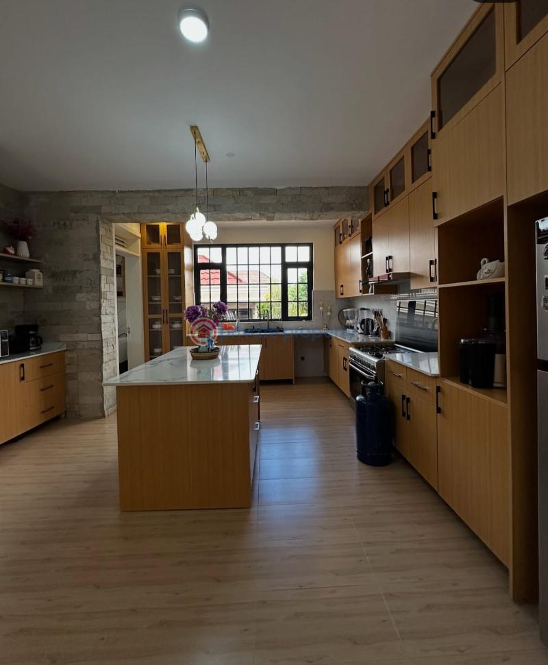 4 bedroom Townhouse For Rent Kaputei Gardens, Kileleshwa, Nairobi Near Kileleshwa Police Station. Nairobi - 4