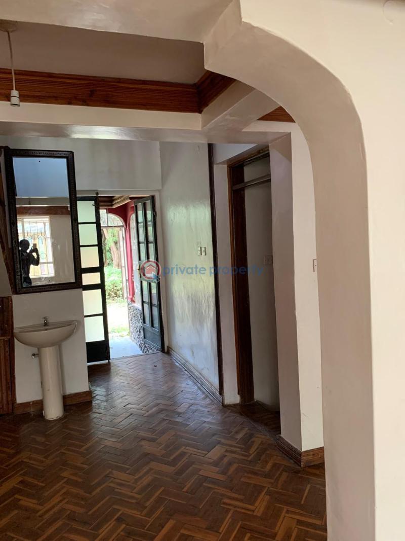 7 bedroom House For Sale Nairobi Karen  - 16