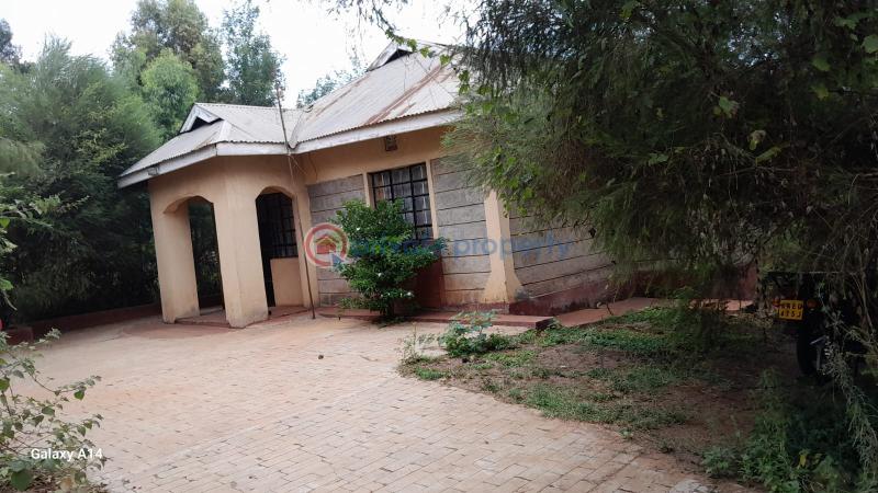2 bedroom Detached Bungalow For Sale Kikuyu 200 Meters From The Tarmac Road Kiambu - 1
