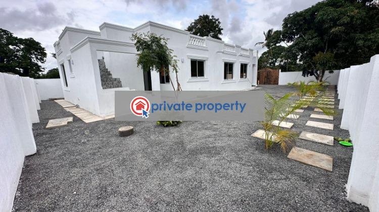 3 bedroom Detached Bungalow For Sale &nbsp;kilifi Tezo Rozy Area Tezo Kilifi - 4