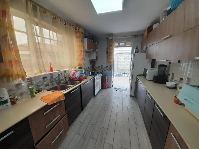 4 bedroom House For Sale Peniel Estate Near Epz Kajiado1 Kitengela  - 8