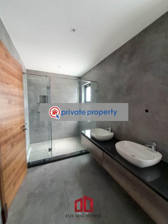 5 bedroom Townhouse For Sale &nbsp;isk Kitisuru Nairobi - 23